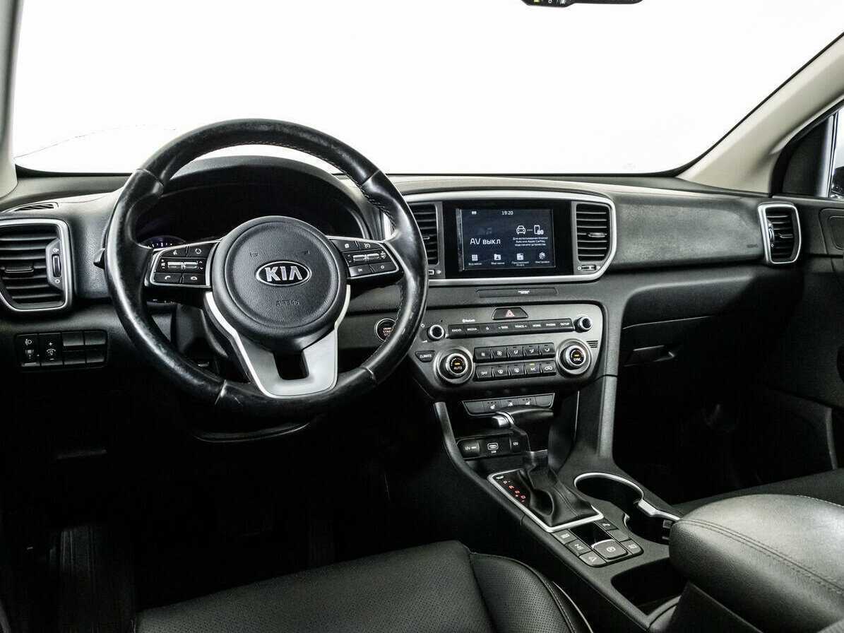 Б/У Киа Спортейдж 2018 года. Фото: #10