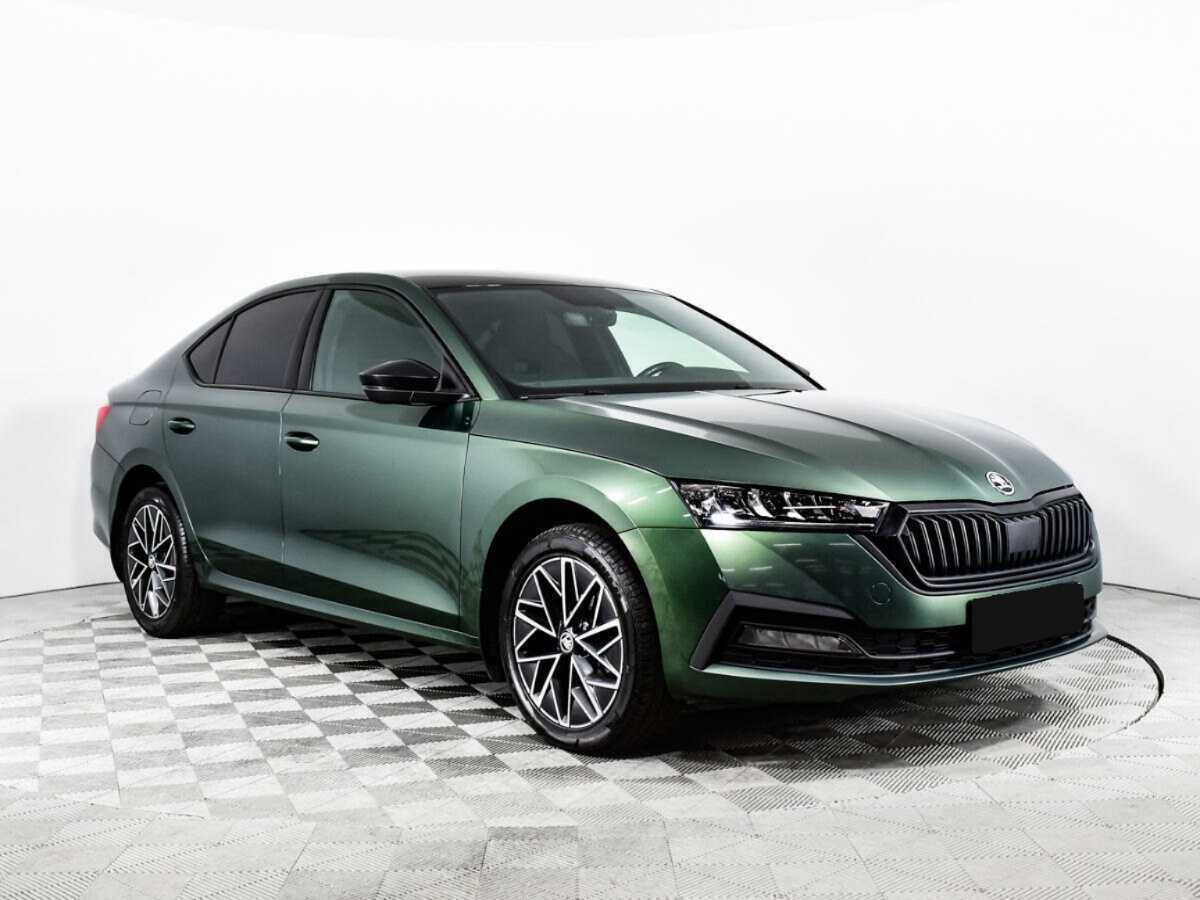 Б/У Шкода Октавия 2020 года. Фото: #2