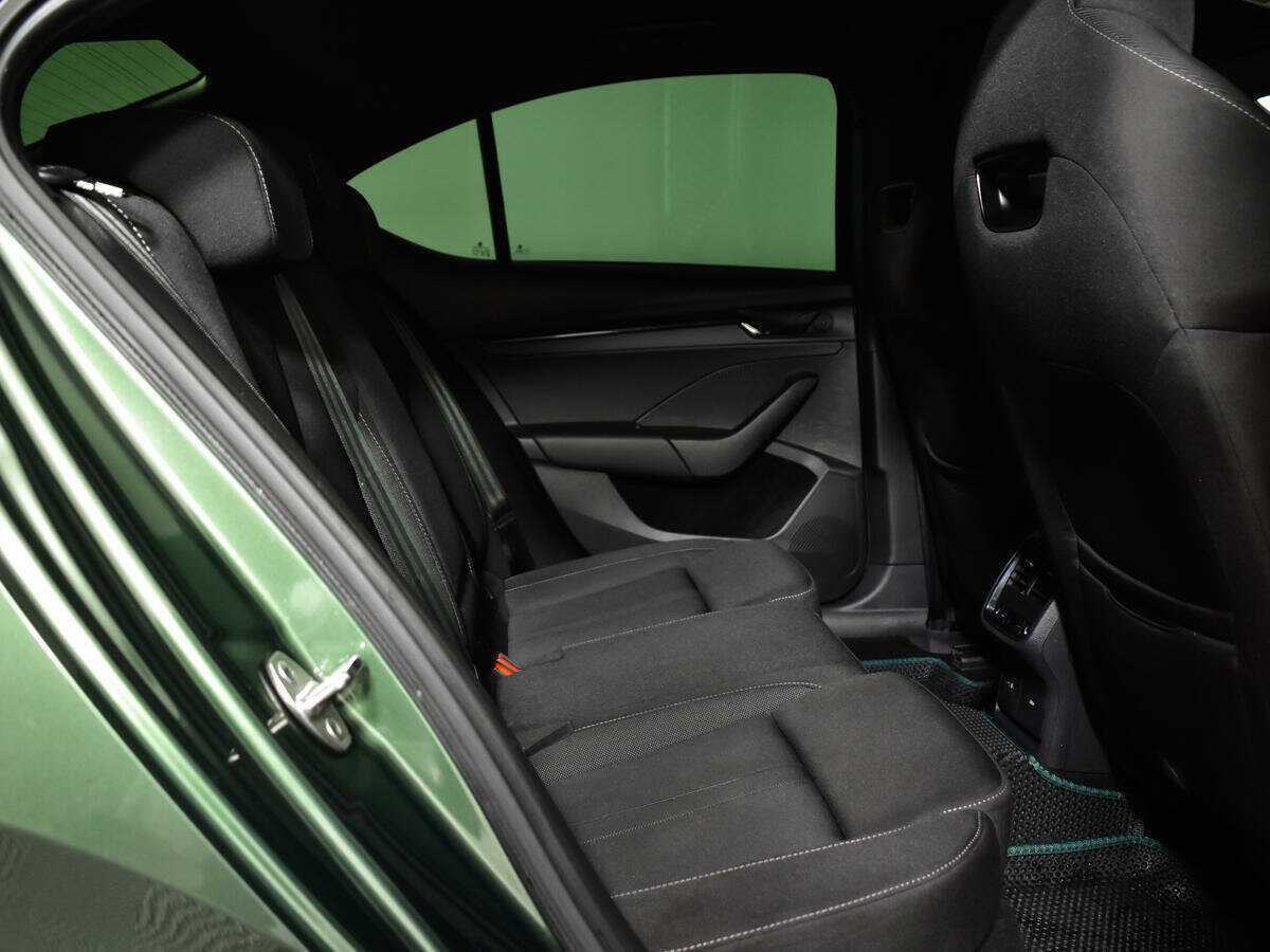 Б/У Шкода Октавия 2020 года. Фото: #9