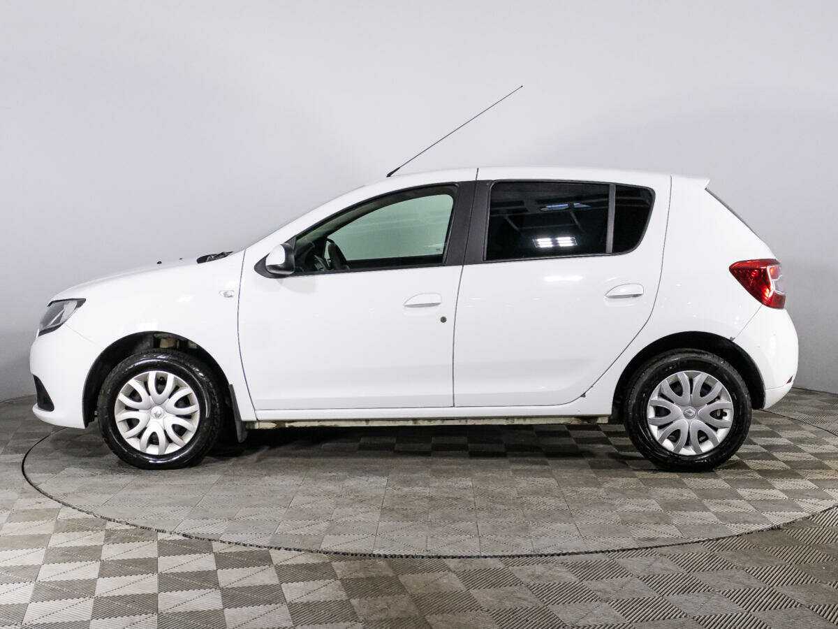 Б/У Рено Сандеро 2018 года. Фото: #7