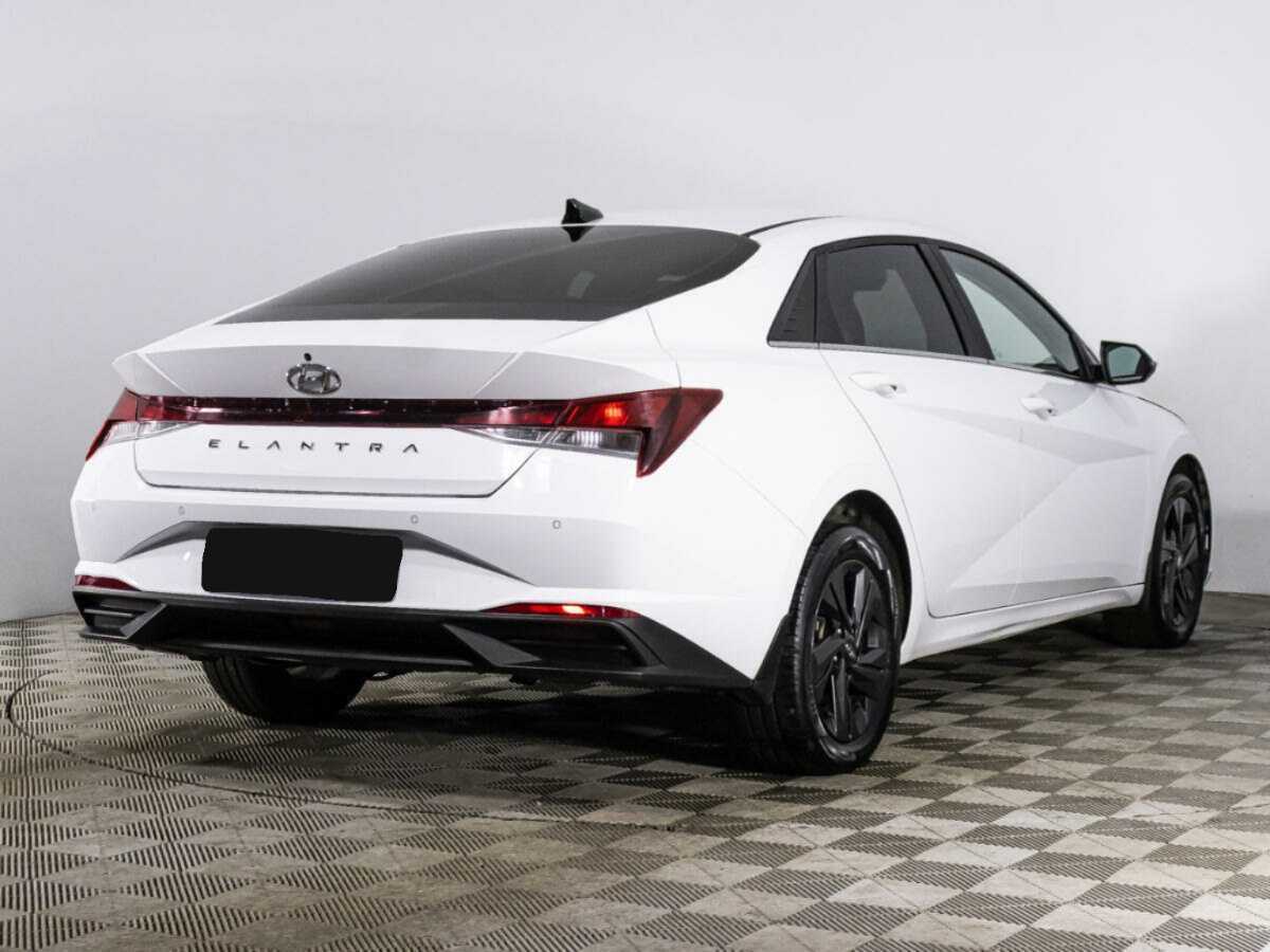Б/У Хендай Елантра 2021 года. Фото: #4