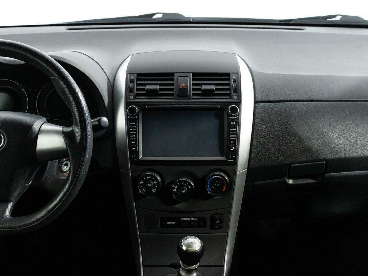 Б/У Тойота Королла 2013 года. Фото: #13