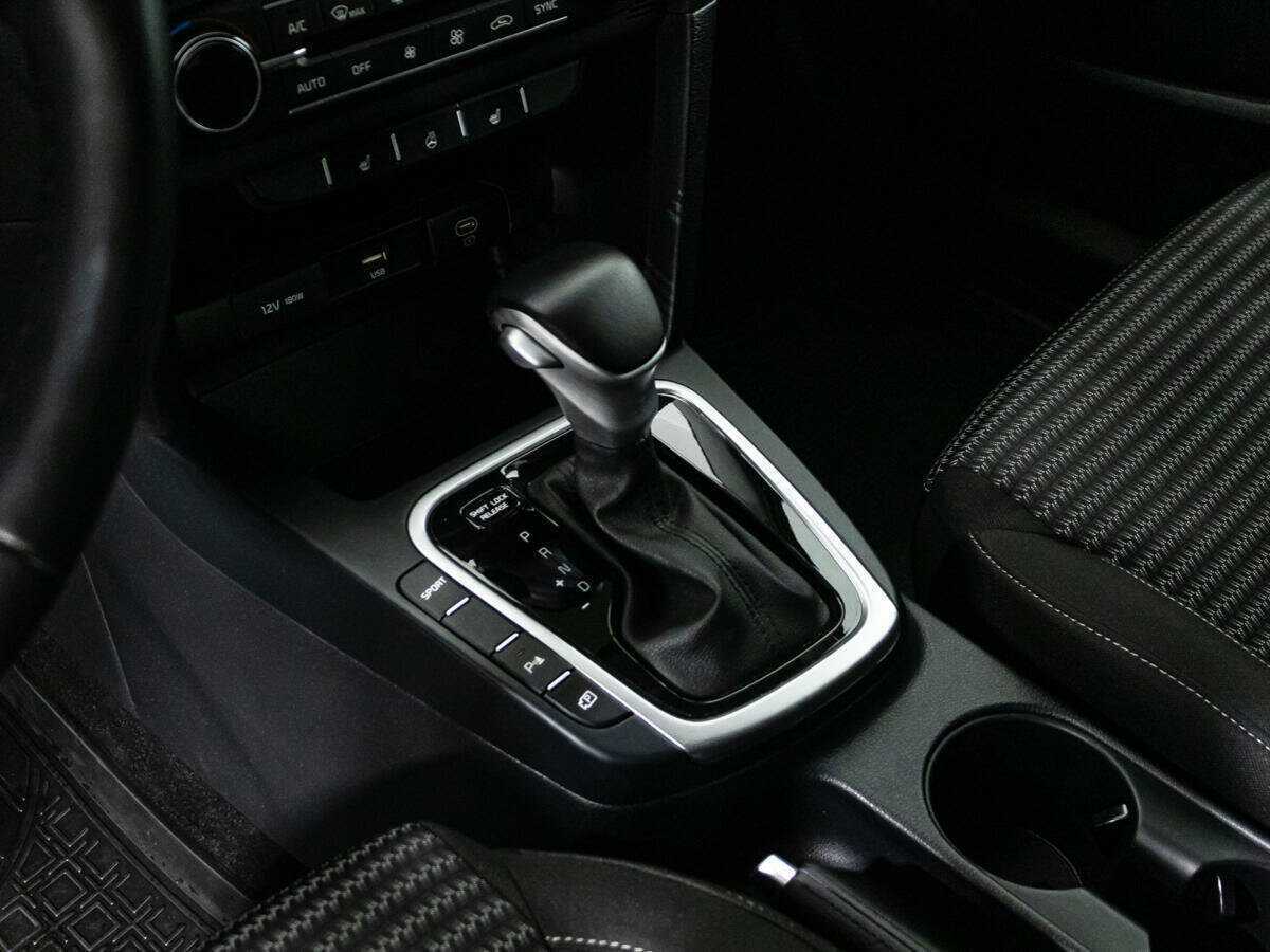 Б/У Киа Сид 2023 года. Фото: #16