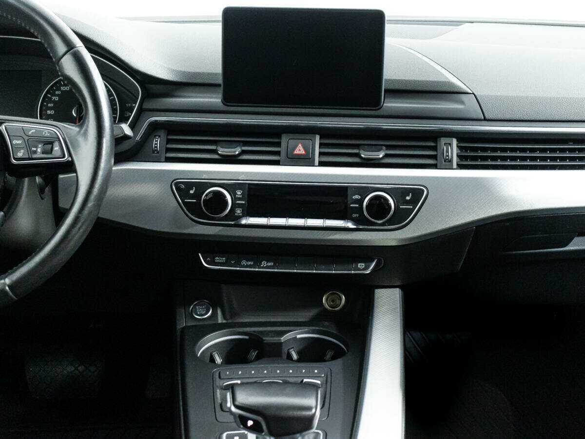 Б/У Ауди А4 2016 года. Фото: #13