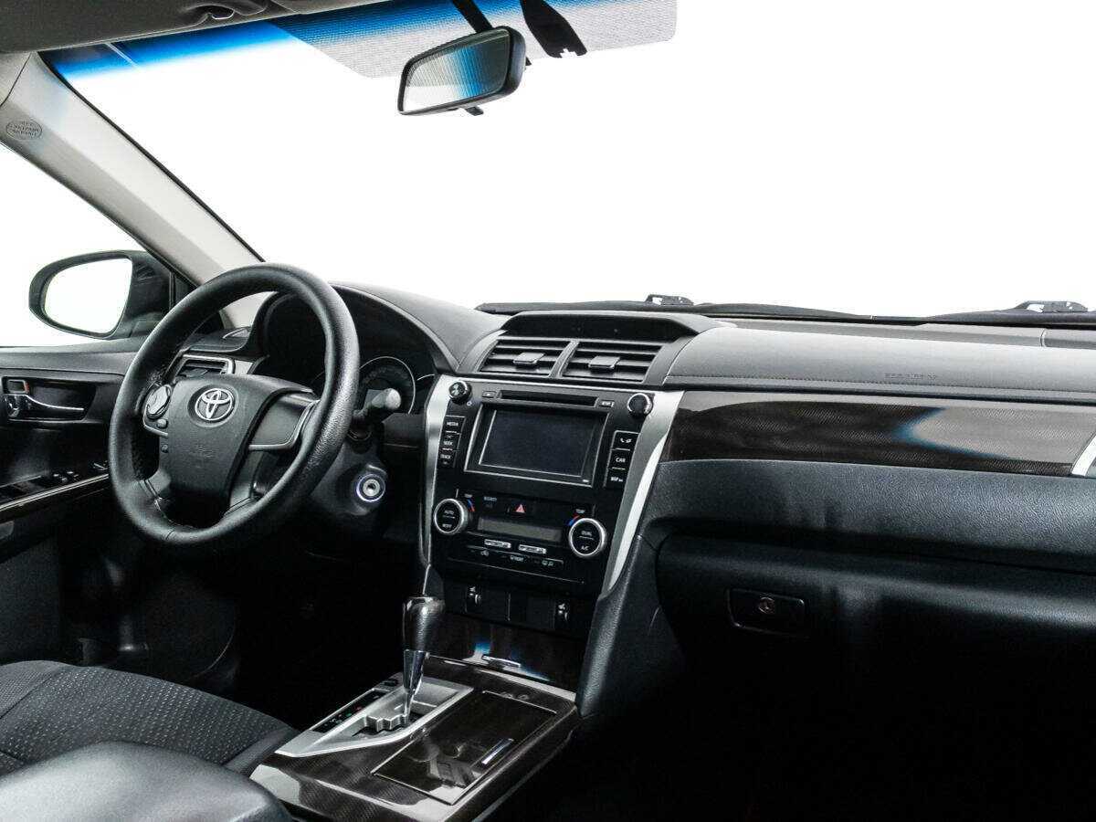 Б/У Тойота Камри 2014 года. Фото: #8