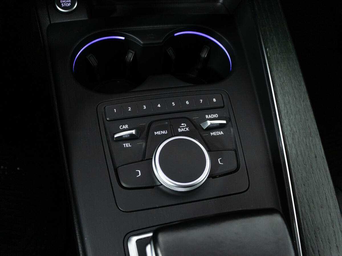 Б/У Ауди А4 2017 года. Фото: #16