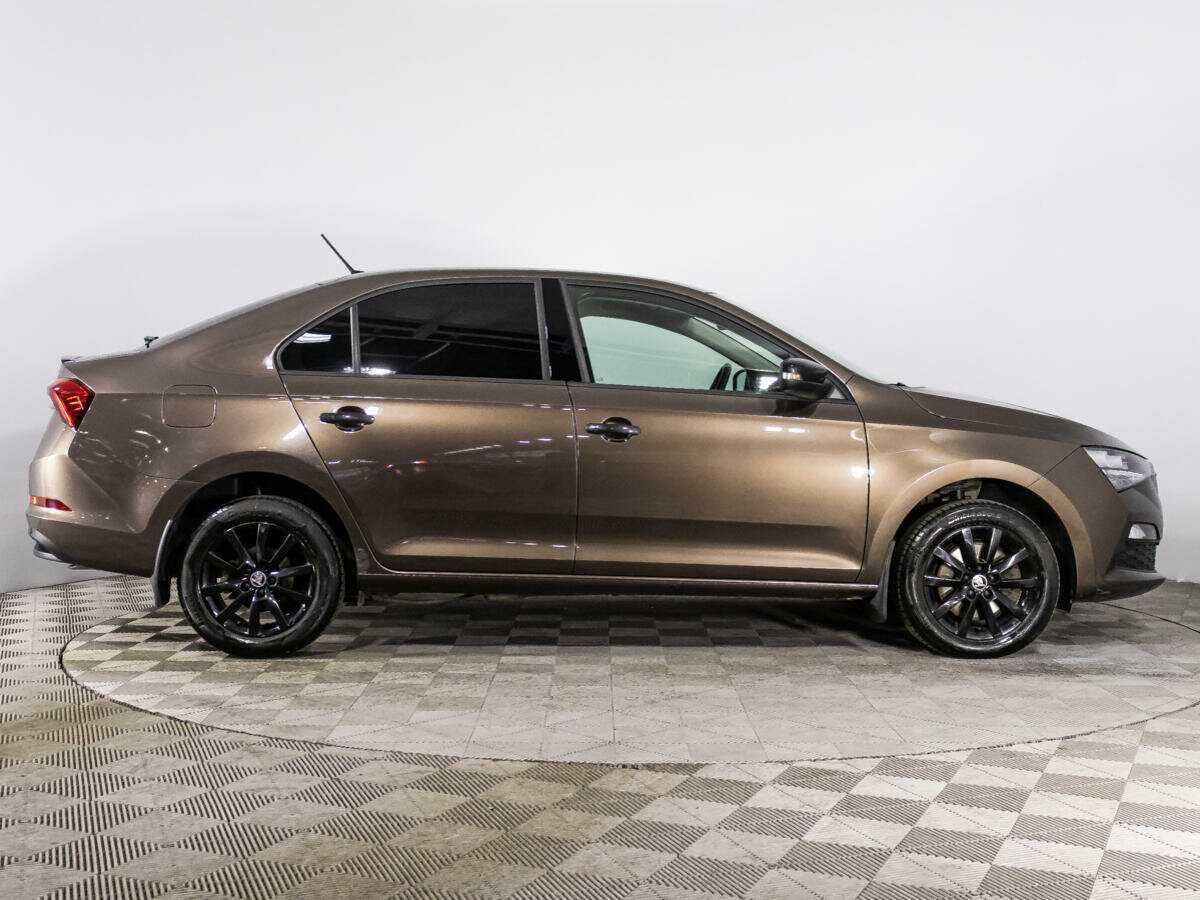 Б/У Шкода Рапид 2020 года. Фото: #3