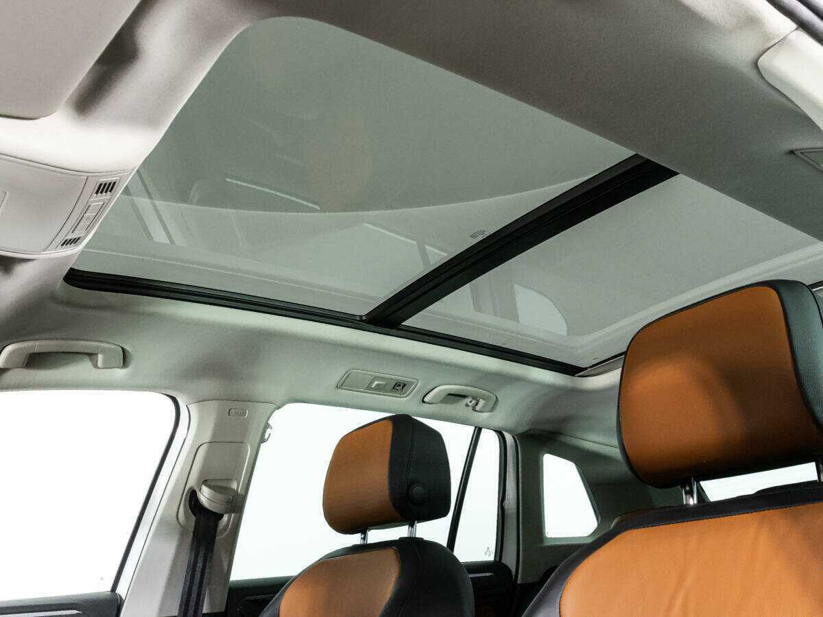 Б/У Фольксваген Тигуан 2017 года. Фото: #12