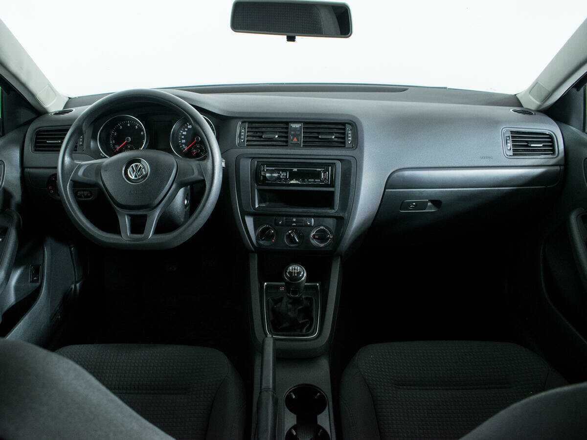 Б/У Фольксваген Джетта 2015 года. Фото: #11