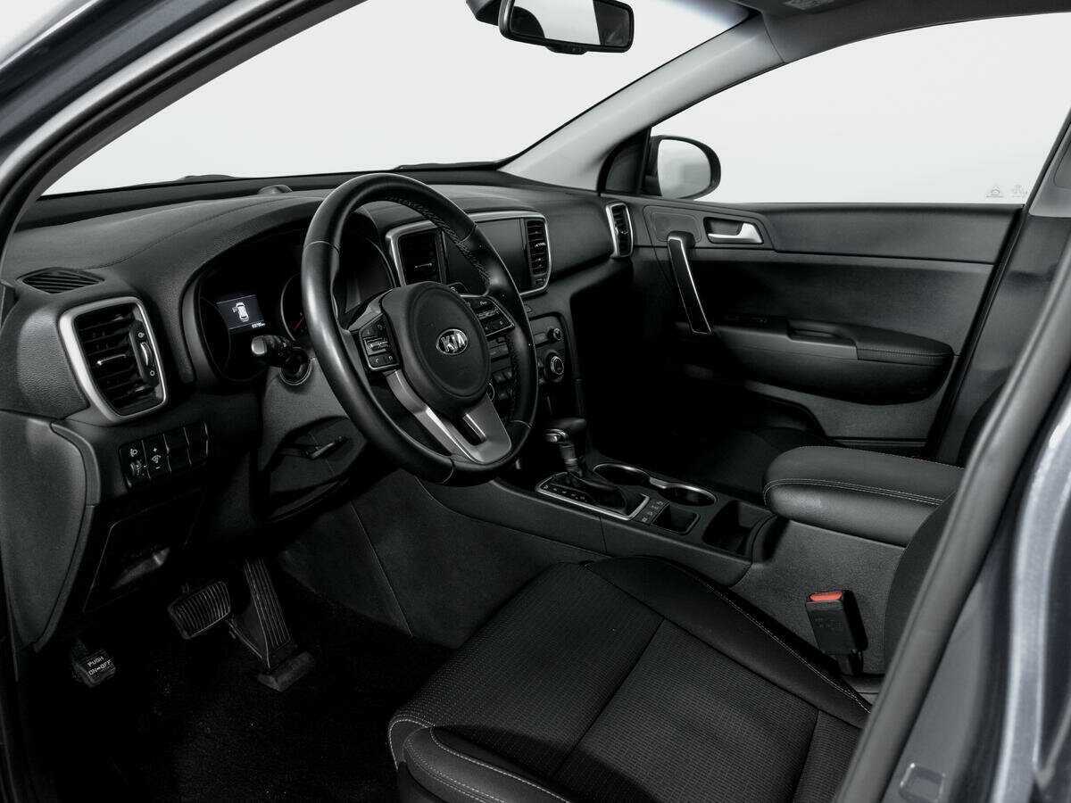 Б/У Киа Спортейдж 2021 года. Фото: #13