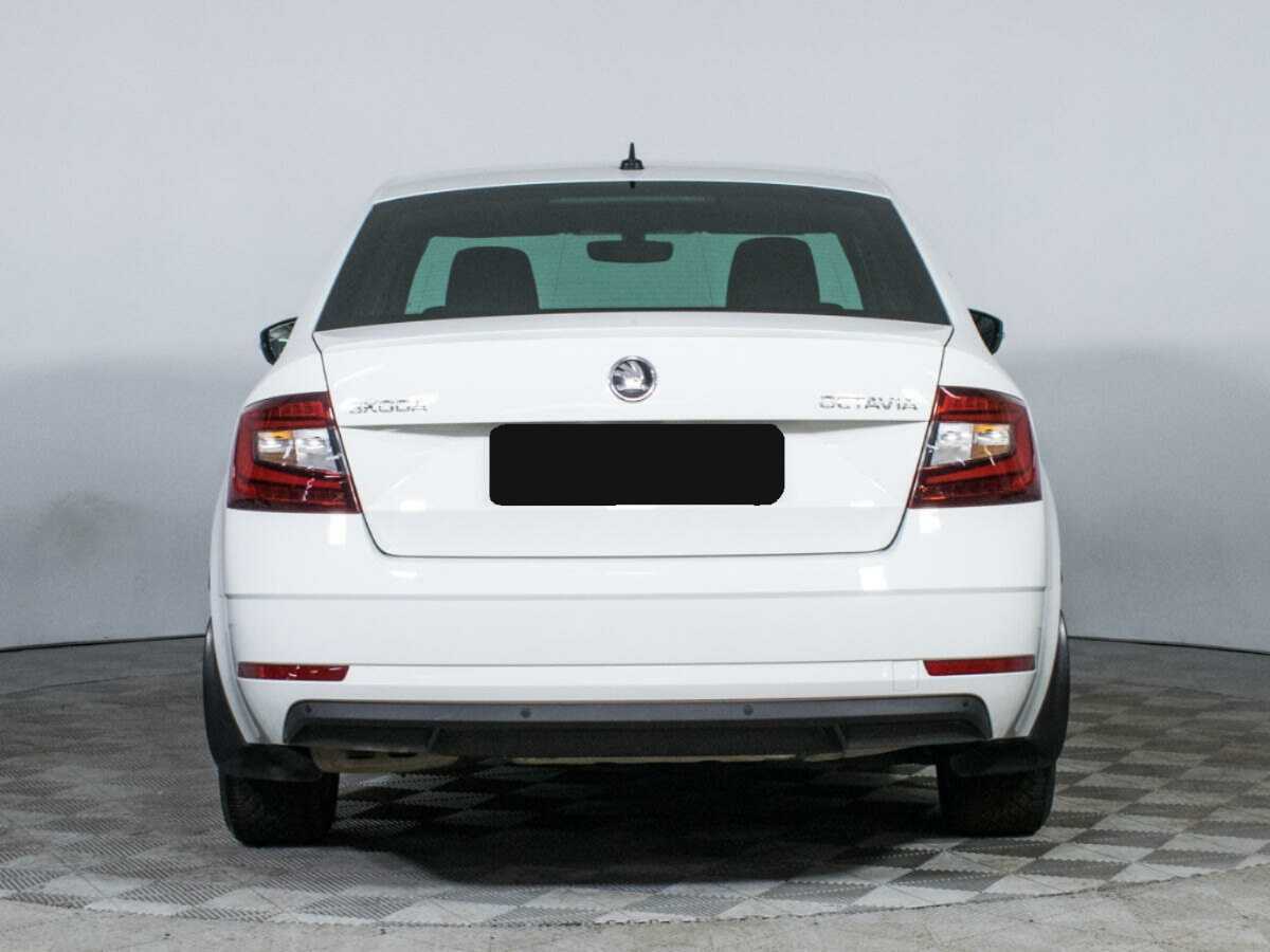 Б/У Шкода Октавия 2018 года. Фото: #5