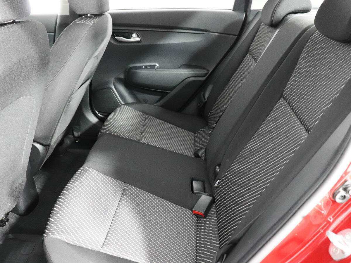 Б/У Киа Рио 2018 года. Фото: #10