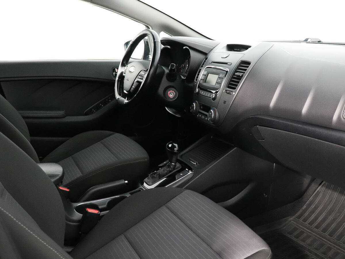 Б/У Киа Церато 2018 года. Фото: #8