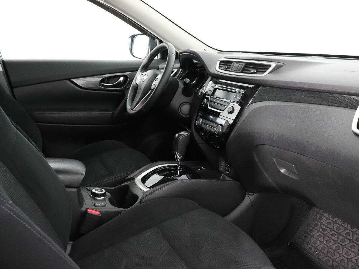 Б/У Ниссан Икс-Трейл 2016 года. Фото: #7