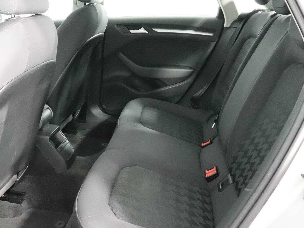 Б/У Ауди А3 2014 года. Фото: #10