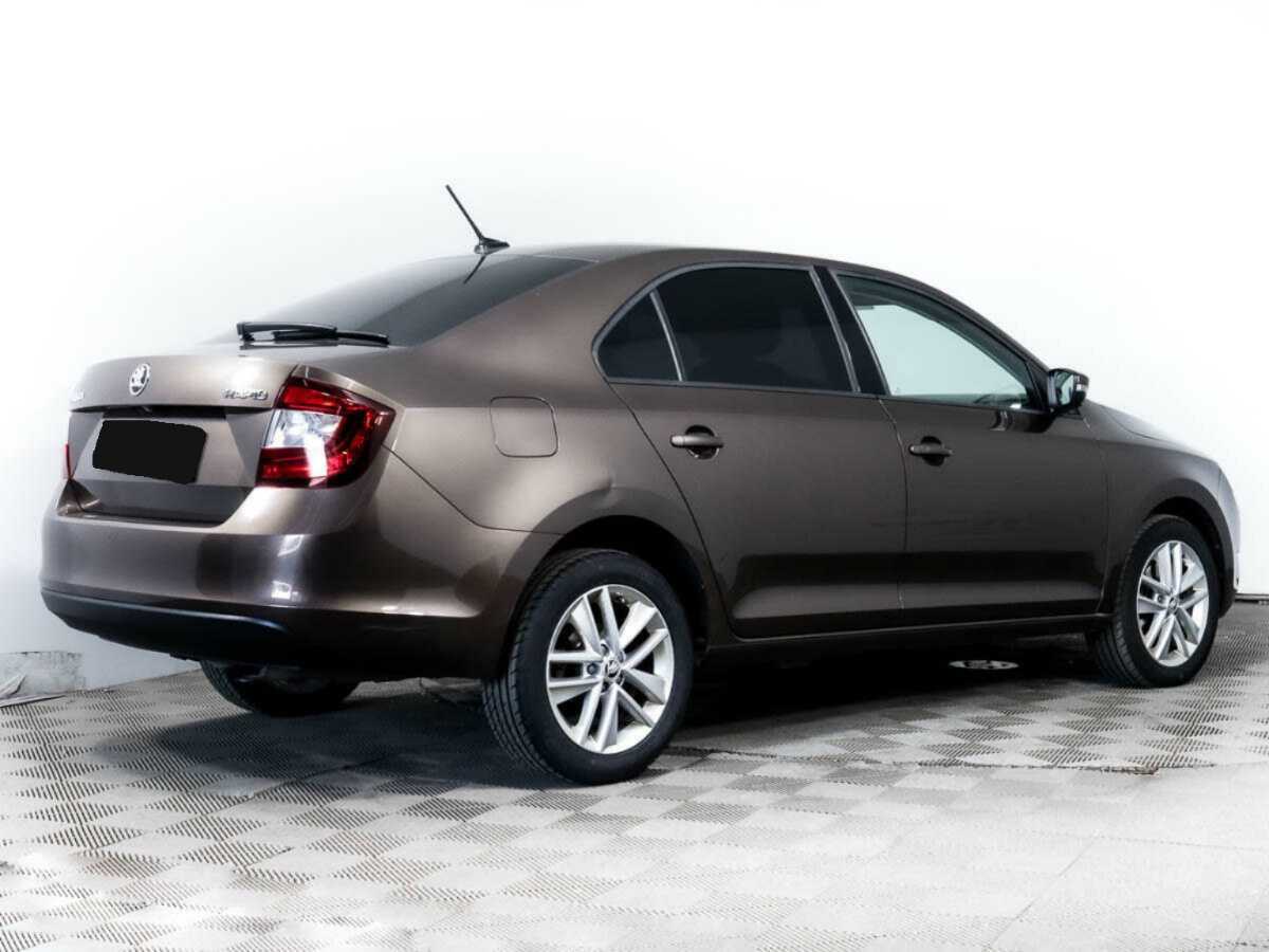 Б/У Шкода Рапид 2019 года. Фото: #3