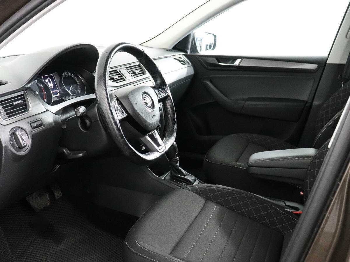 Б/У Шкода Рапид 2019 года. Фото: #7