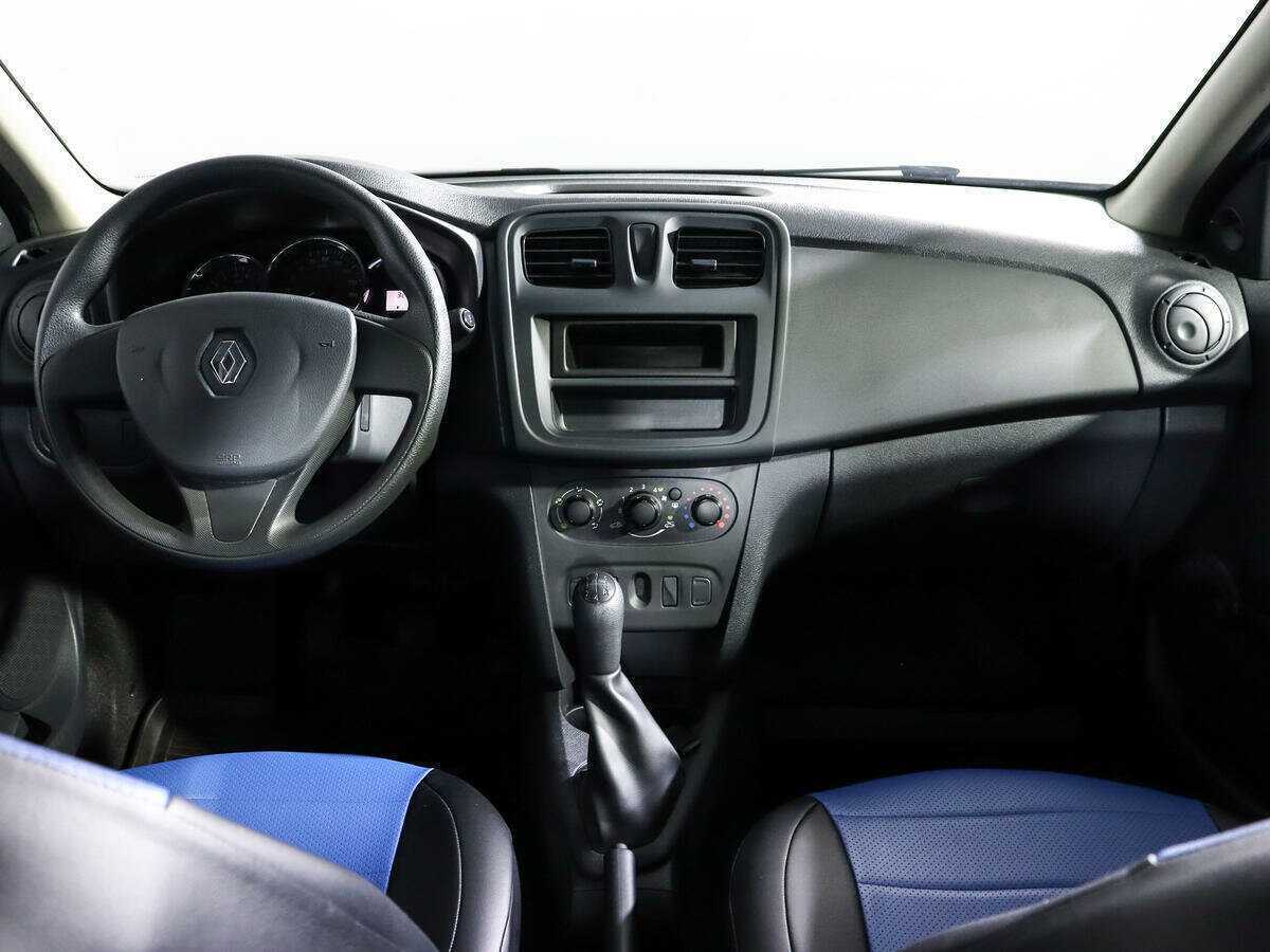 Б/У Рено Логан 2018 года. Фото: #11