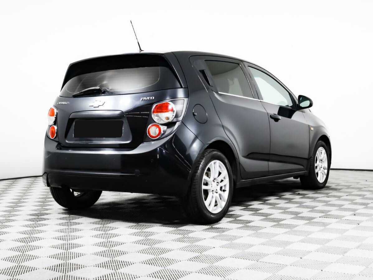 Б/У Шевроле Авео 2014 года. Фото: #4