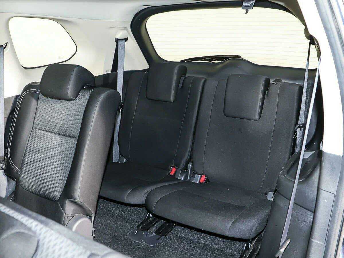 Б/У Митсубиши Оутлэндер 2019 года. Фото: #14