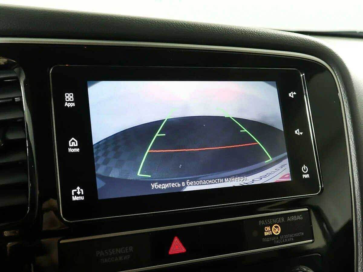 Б/У Митсубиши Оутлэндер 2019 года. Фото: #19