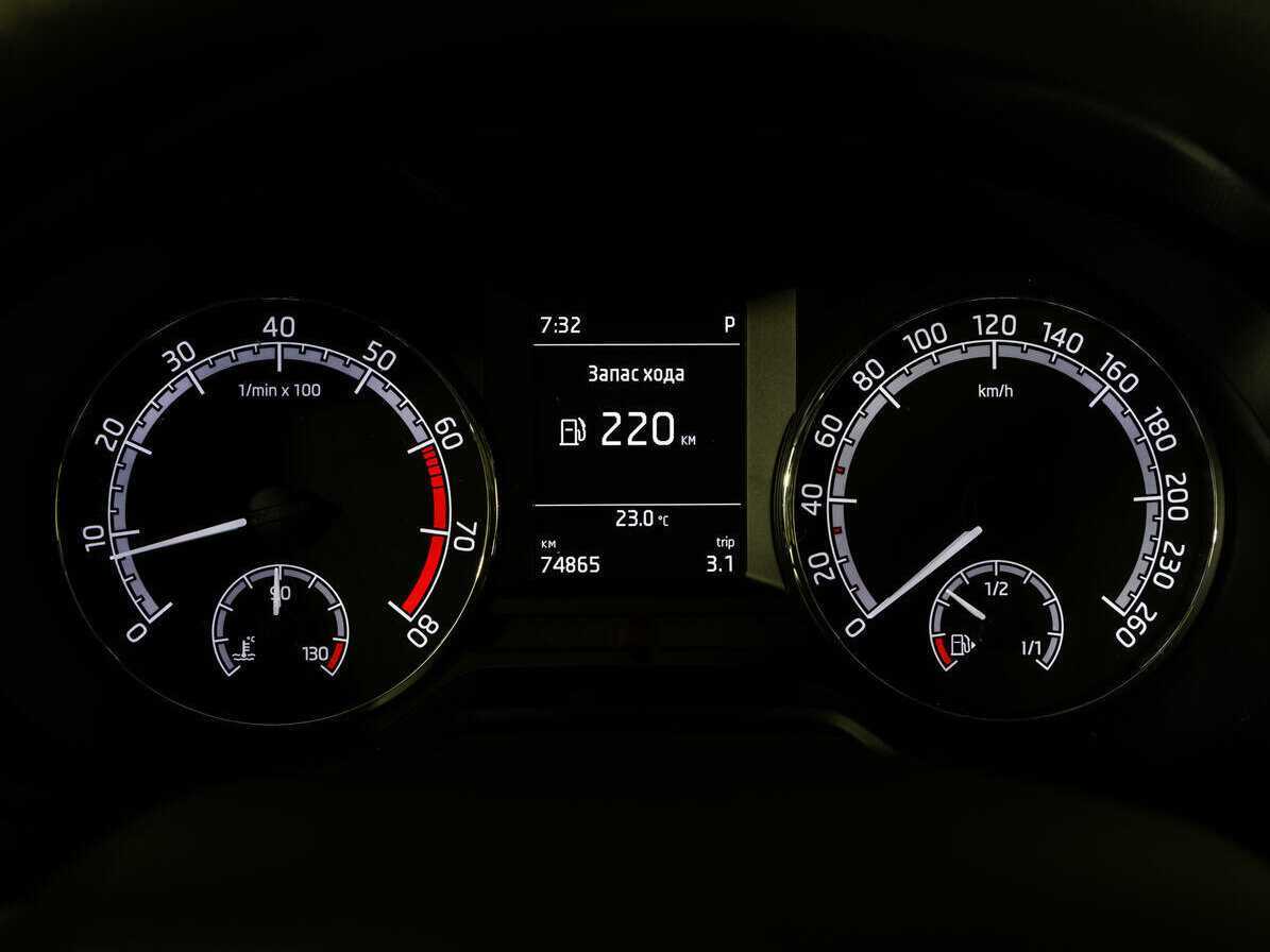 Б/У Шкода Октавия 2018 года. Фото: #16