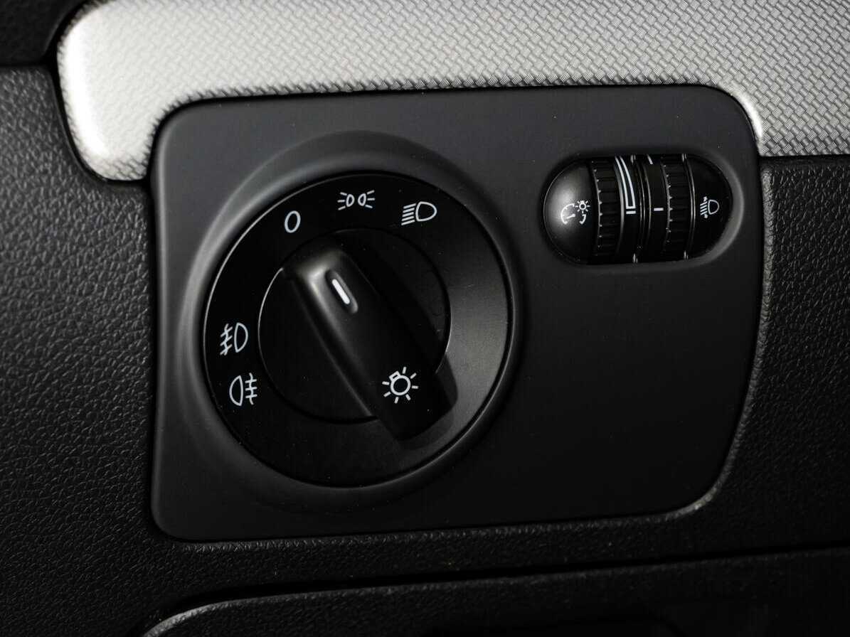 Б/У Фольксваген Гольф 2012 года. Фото: #16