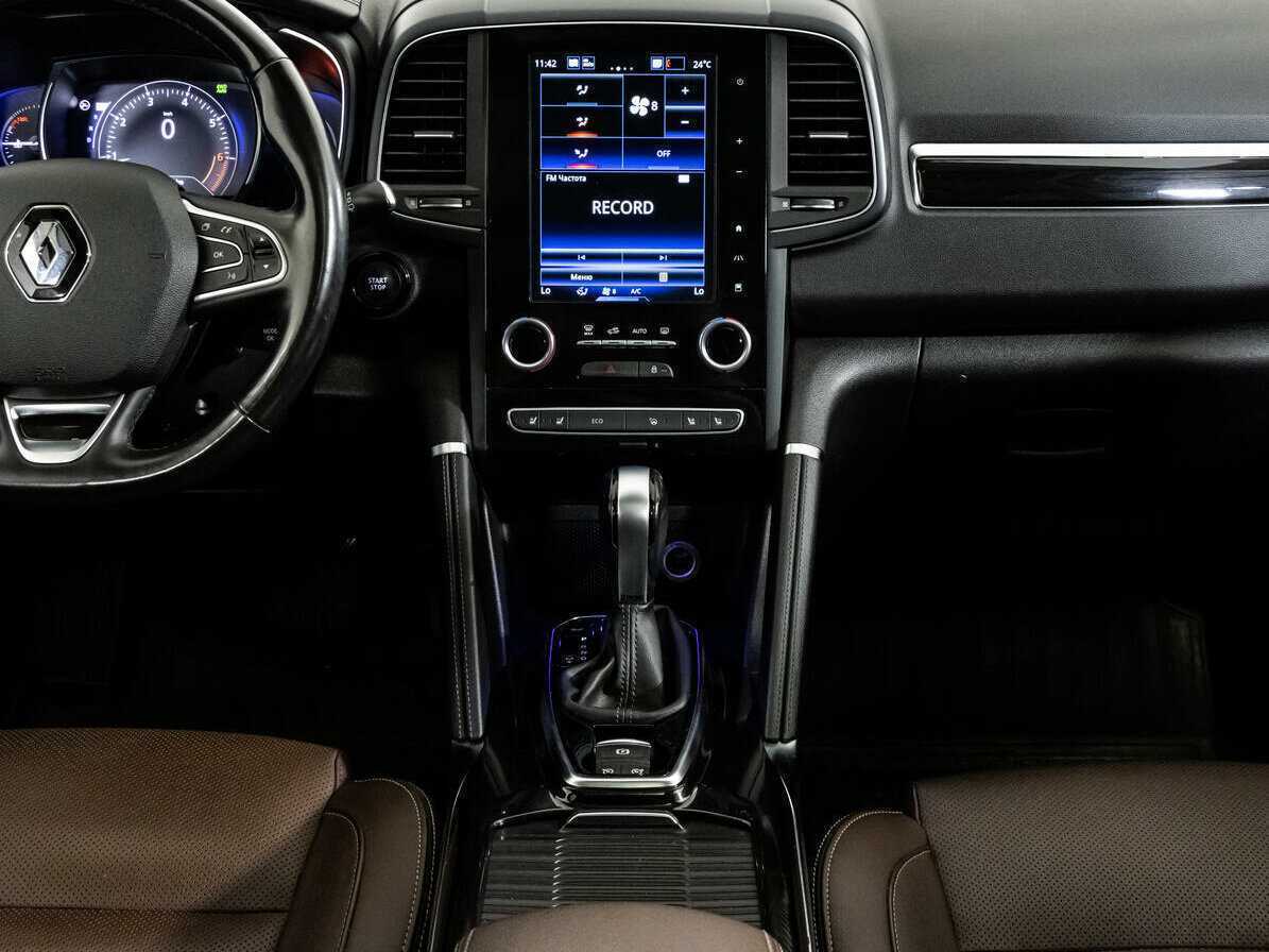 Б/У Рено Колеос 2019 года. Фото: #10