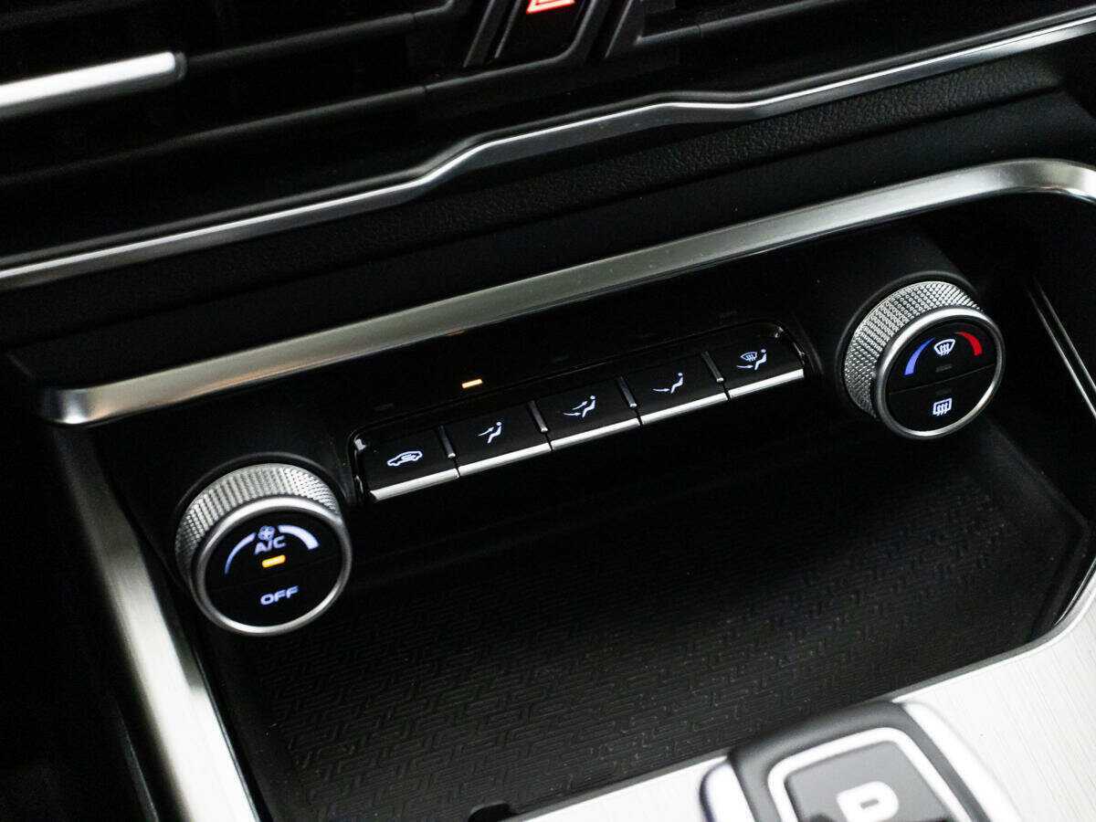 Б/У Джили Кулрэй 2020 года. Фото: #15