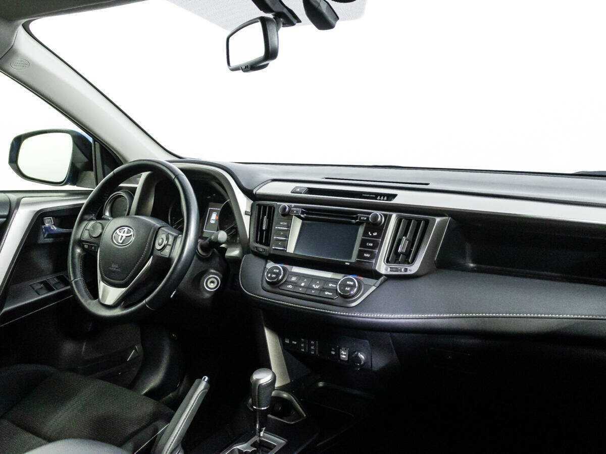 Б/У Тойота Рав4 2016 года. Фото: #8