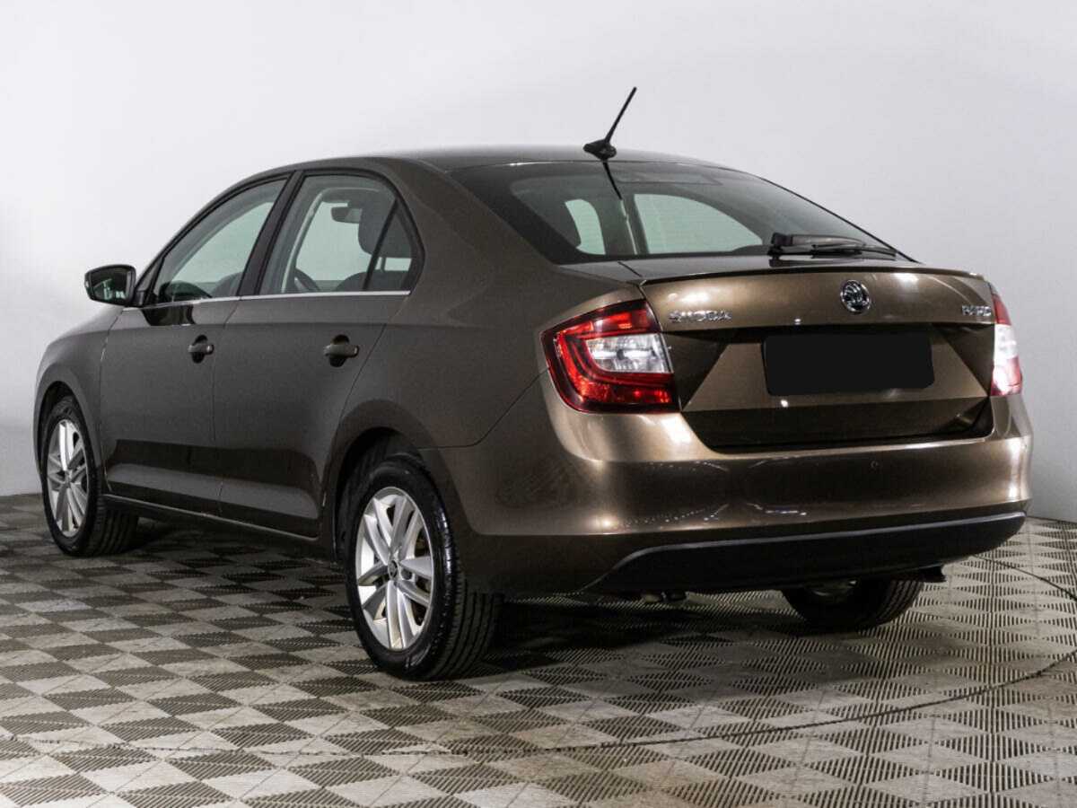 Б/У Шкода Рапид 2018 года. Фото: #6