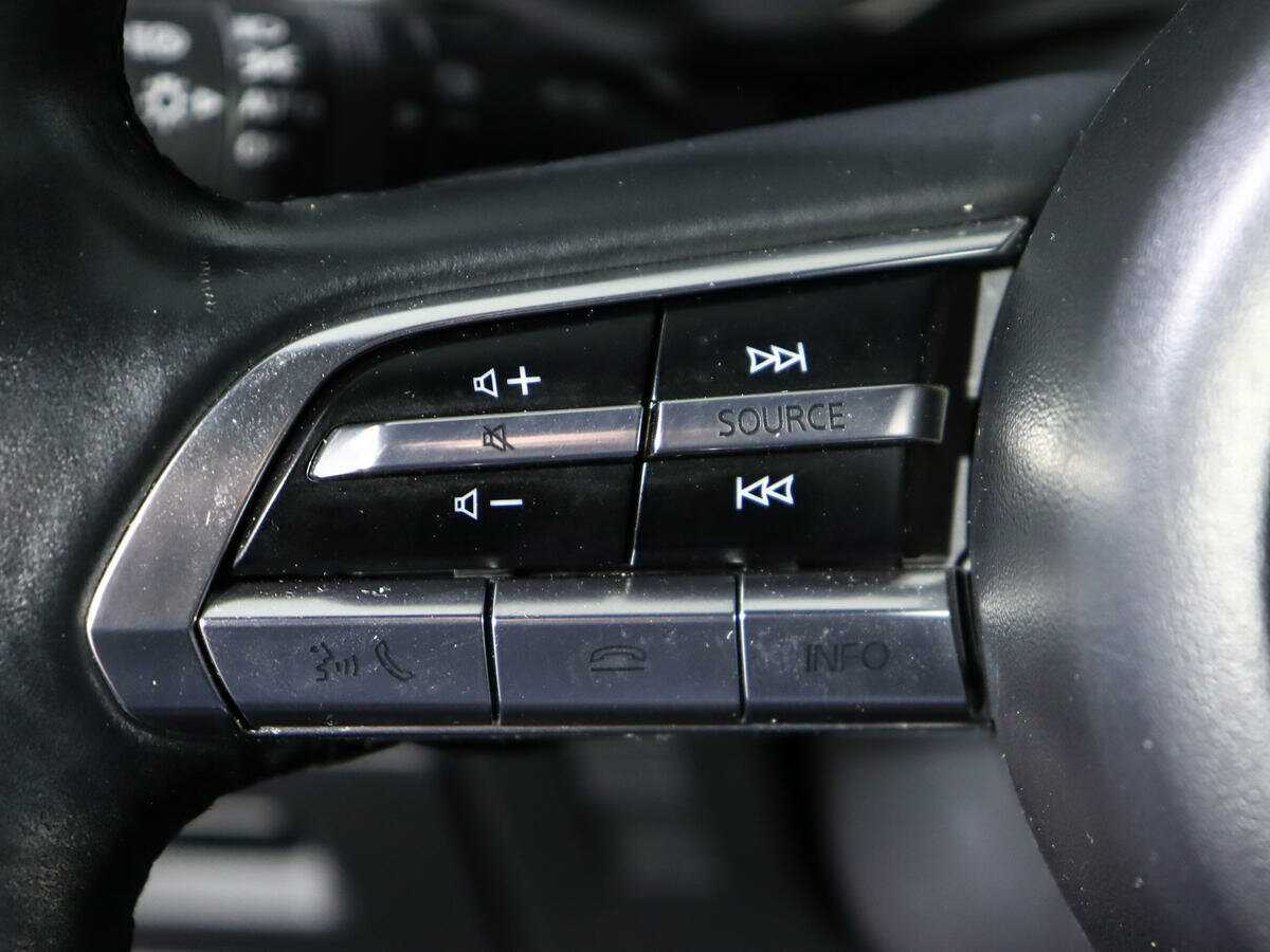 Б/У Мазда 3 2019 года. Фото: #18