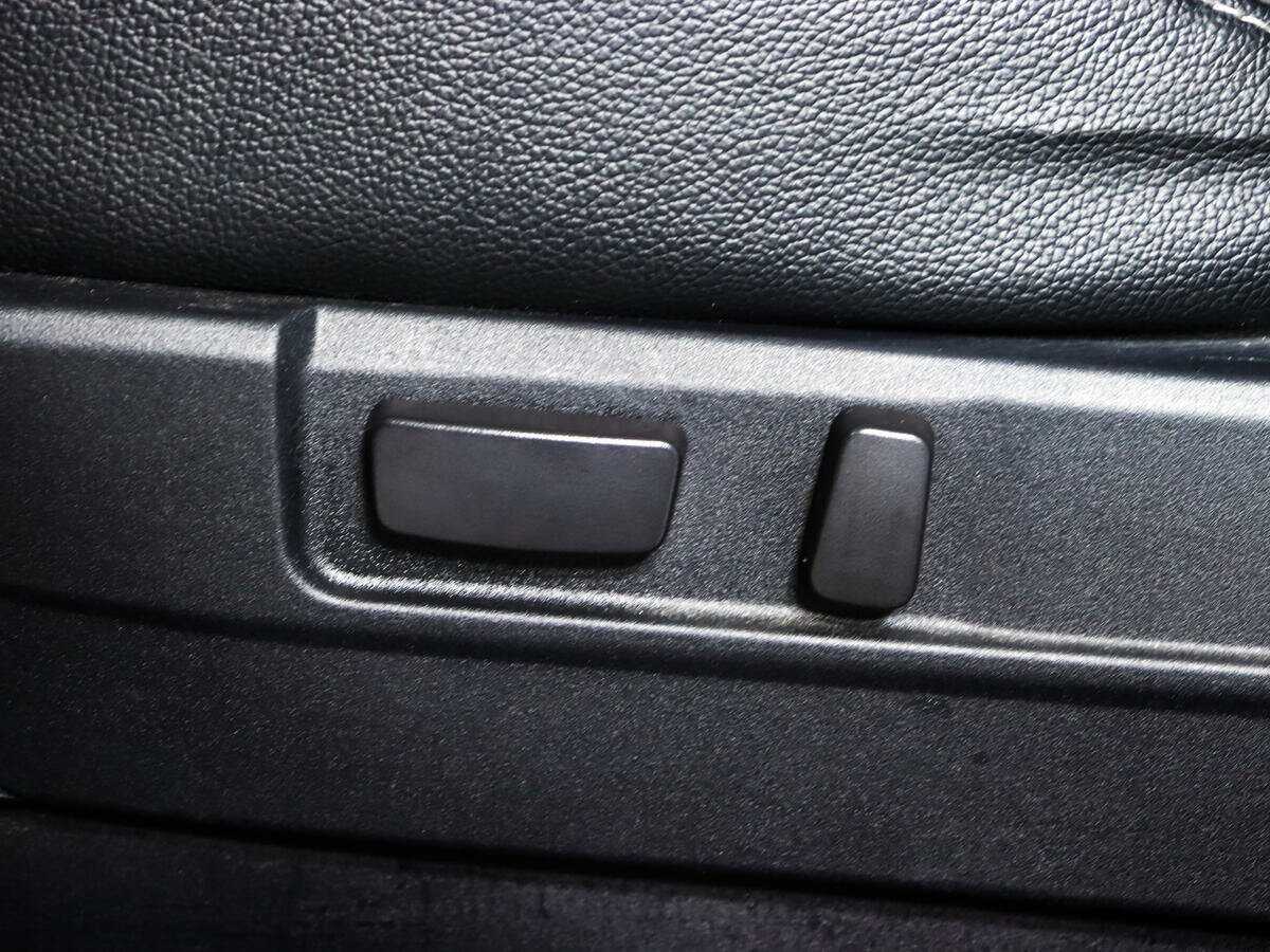 Б/У Митсубиши Оутлэндер 2017 года. Фото: #16