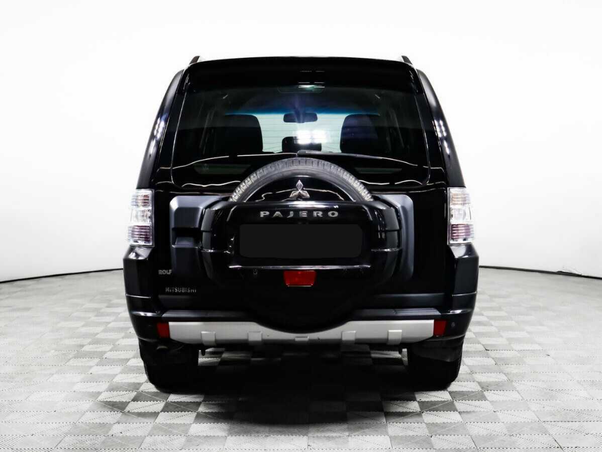 Б/У Митсубиши Паджеро 2013 года. Фото: #5