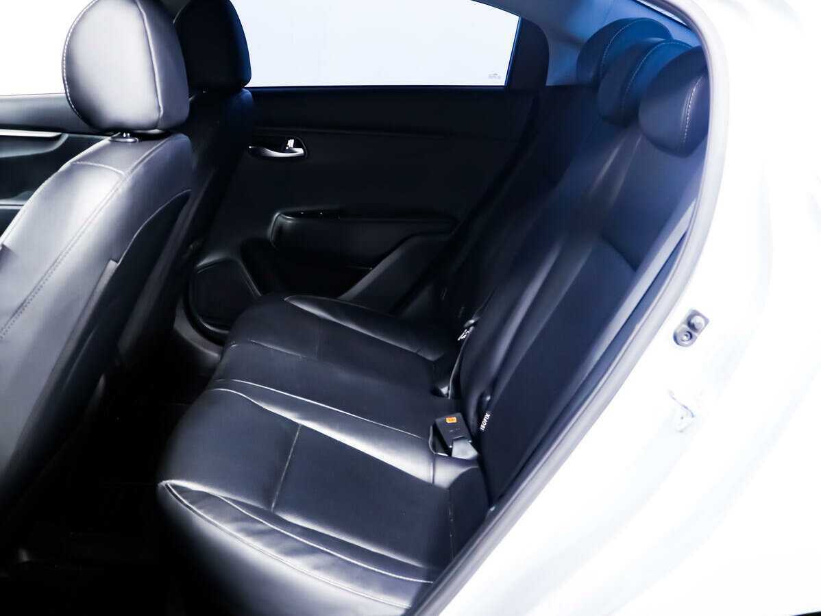 Б/У Киа Рио 2021 года. Фото: #11