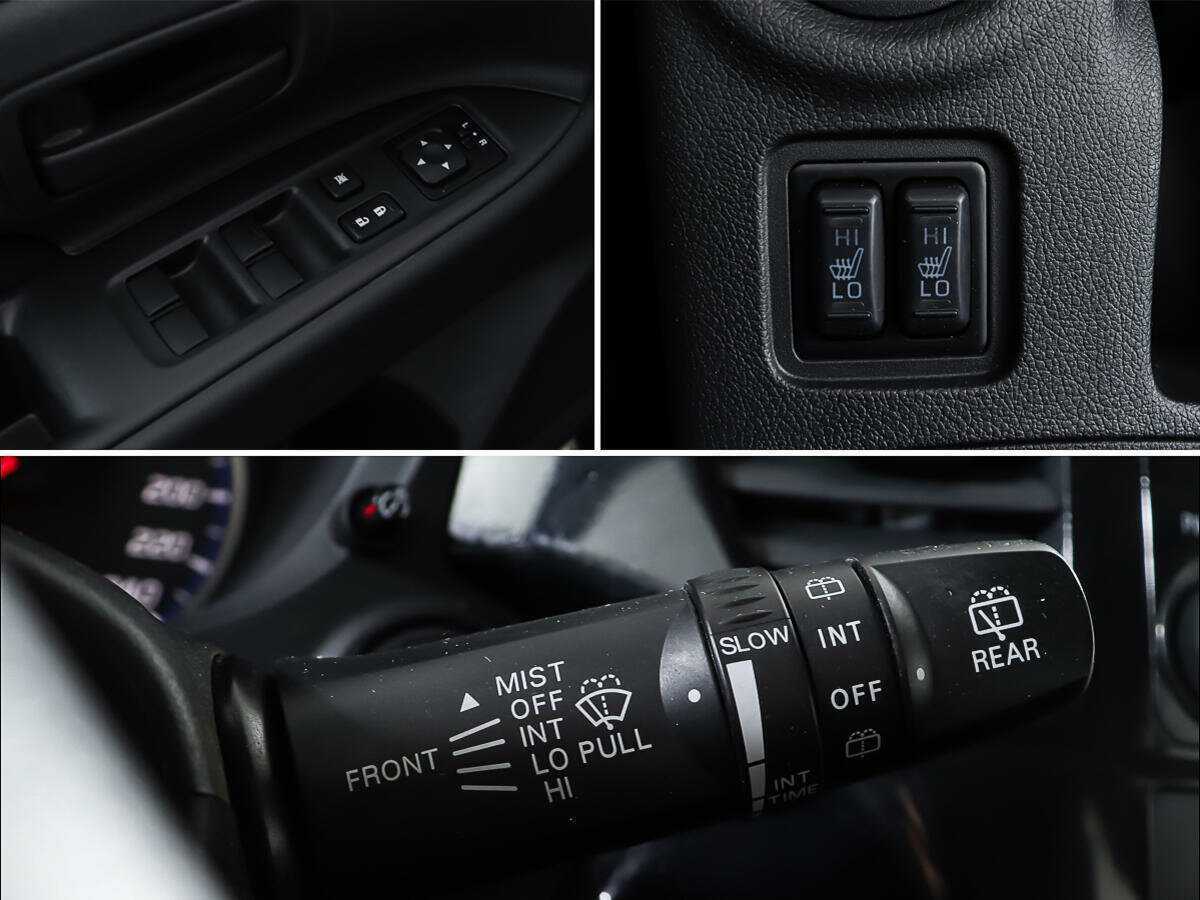 Б/У Митсубиши Оутлэндер 2012 года. Фото: #13