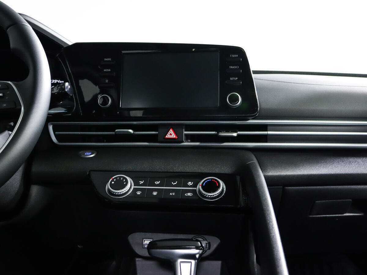 Б/У Хендай Елантра 2022 года. Фото: #10