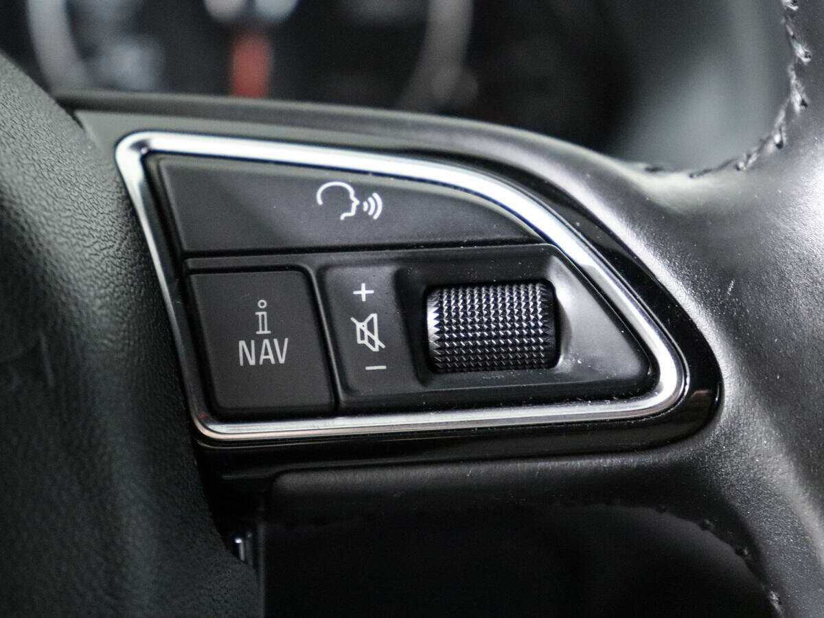 Б/У Ауди К5 2015 года. Фото: #21