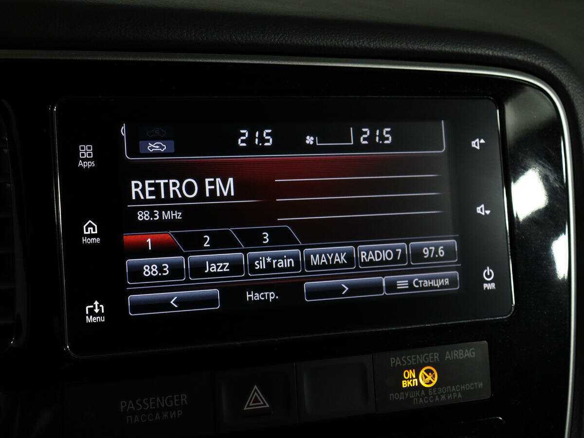 Б/У Митсубиши Оутлэндер 2018 года. Фото: #18