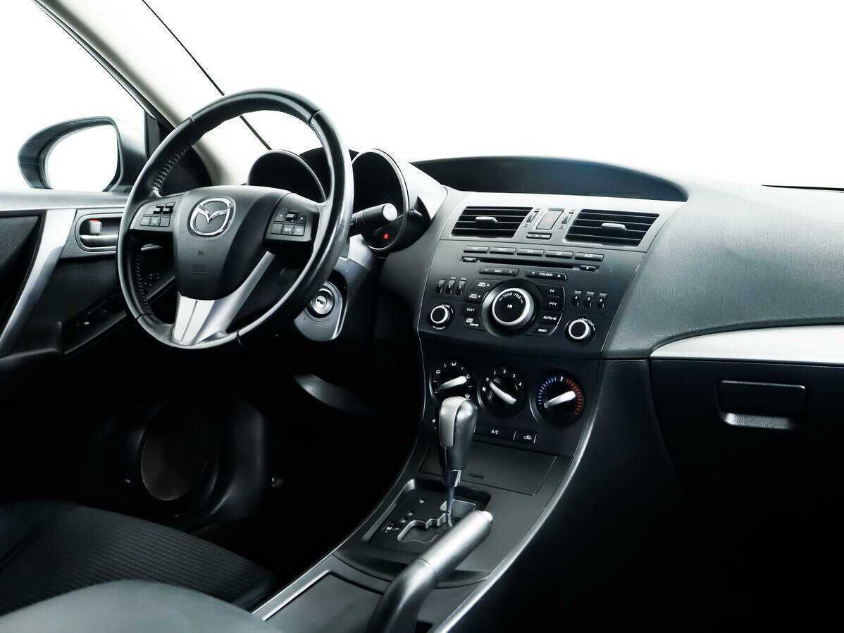 Б/У Мазда 3 2012 года. Фото: #8