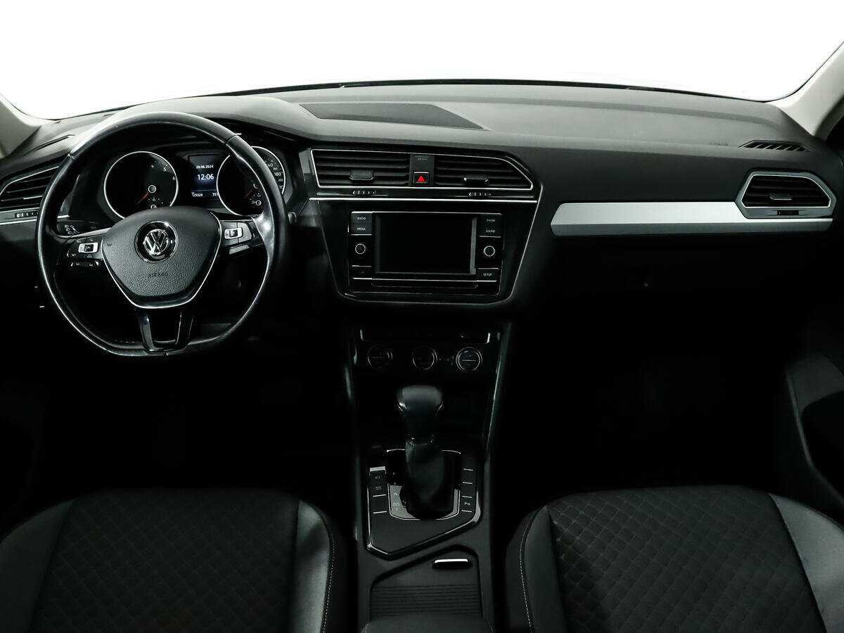 Б/У Фольксваген Тигуан 2017 года. Фото: #11