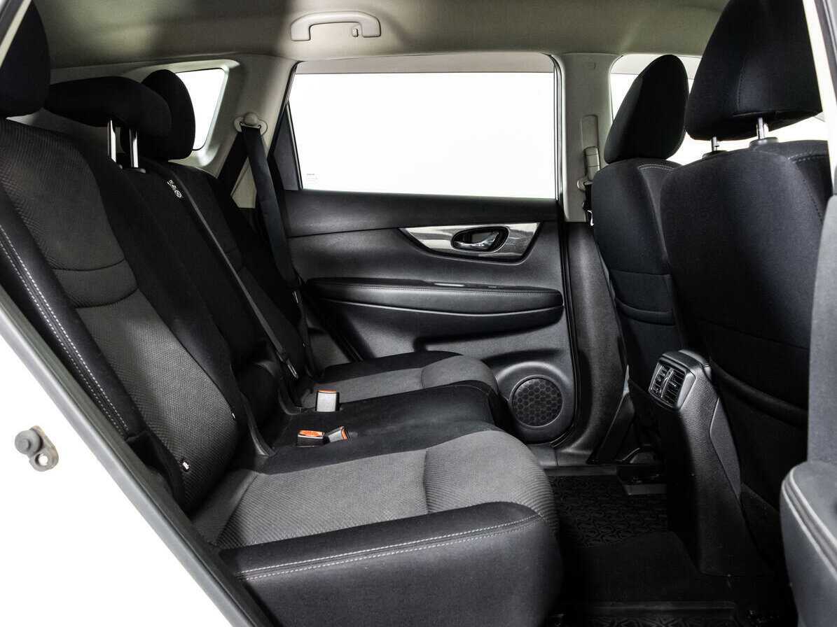 Б/У Ниссан Икс-Трейл 2018 года. Фото: #13