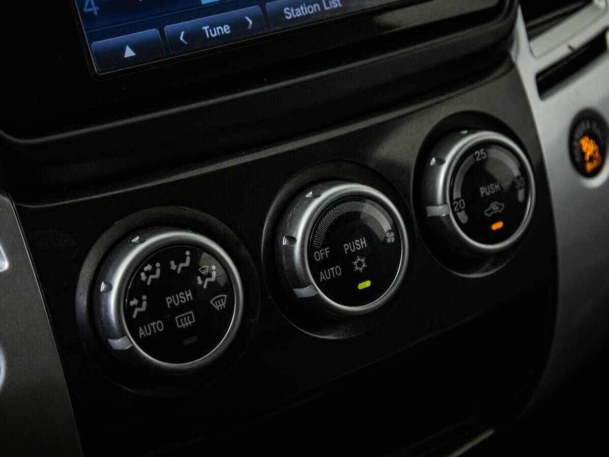 Б/У Митсубиши Паджеро Спорт 2015 года. Фото: #16