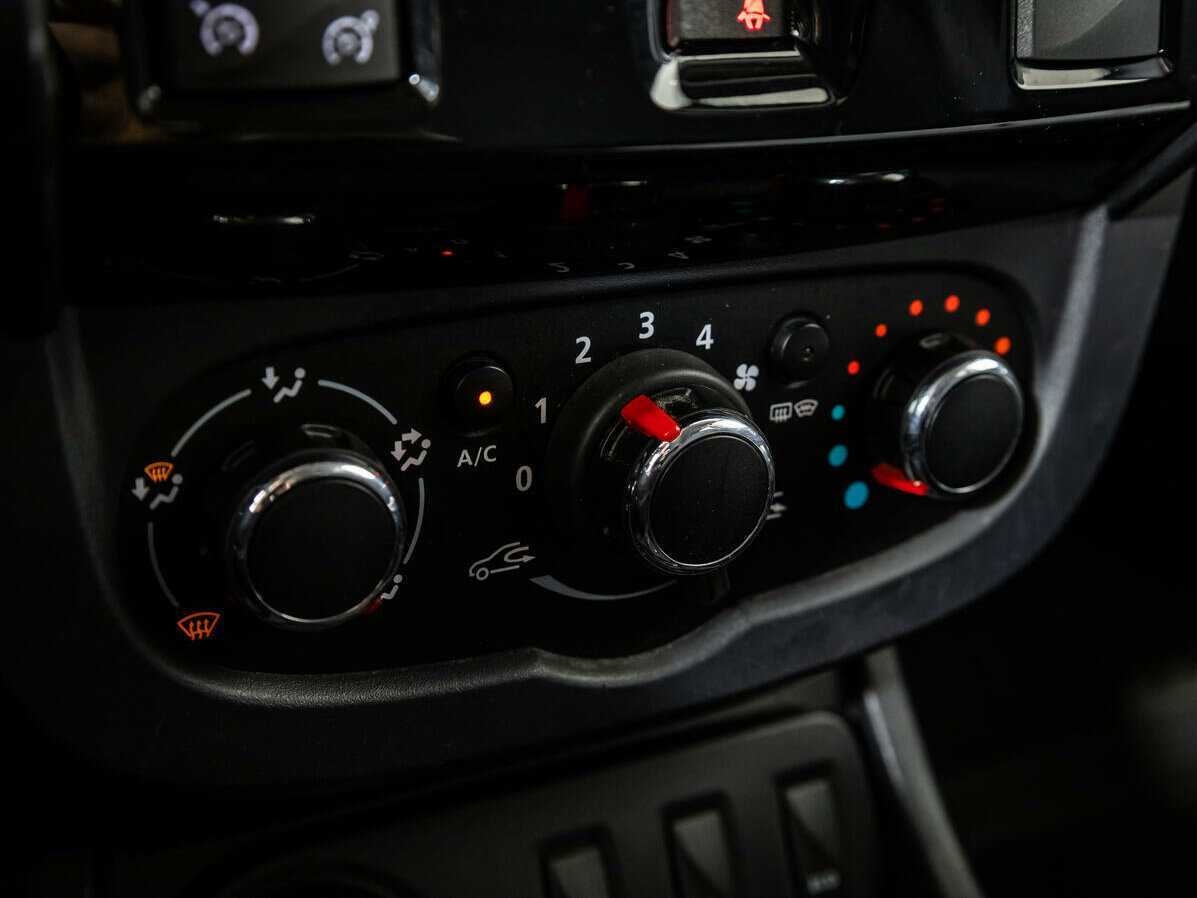 Б/У Рено Дастер 2017 года. Фото: #14