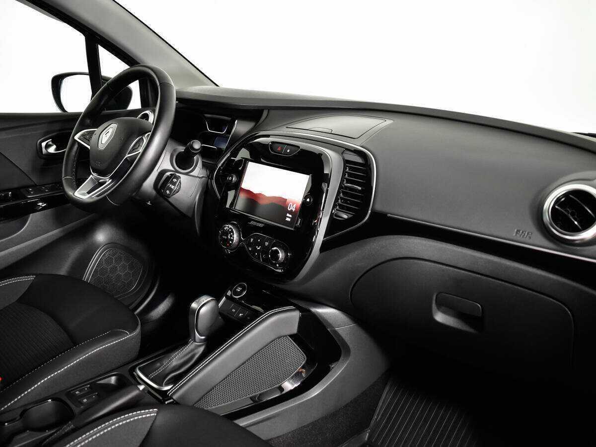 Б/У Рено Каптюр 2021 года. Фото: #8