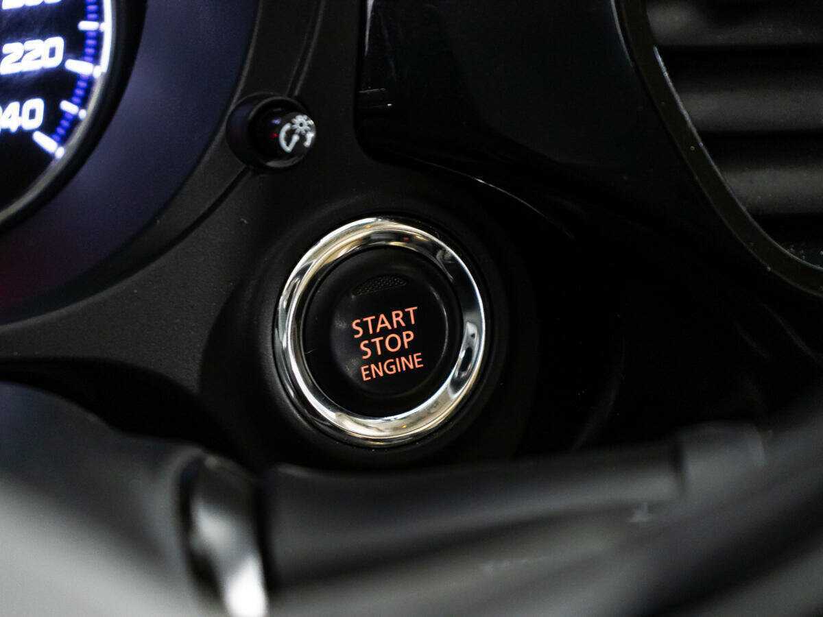 Б/У Митсубиши Оутлэндер 2018 года. Фото: #19