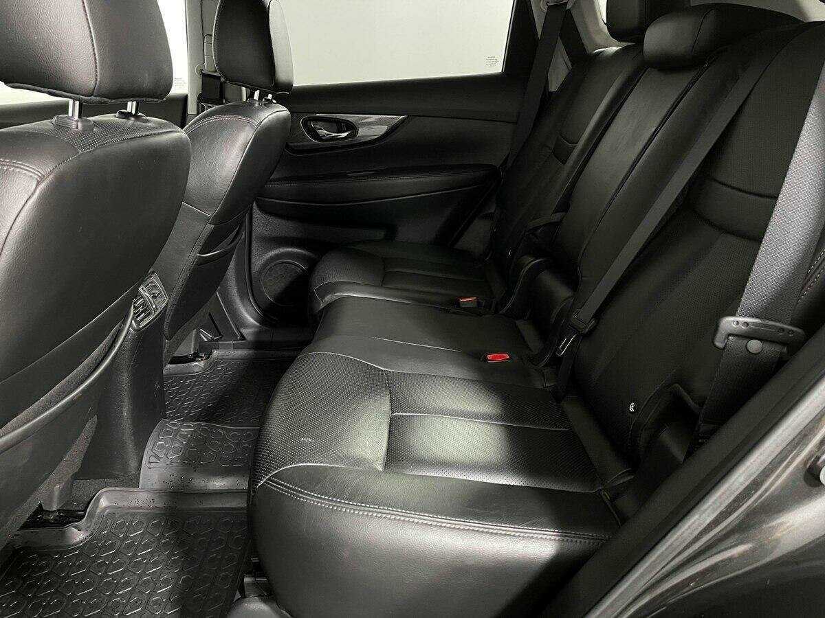 Б/У Ниссан Икс-Трейл 2017 года. Фото: #7