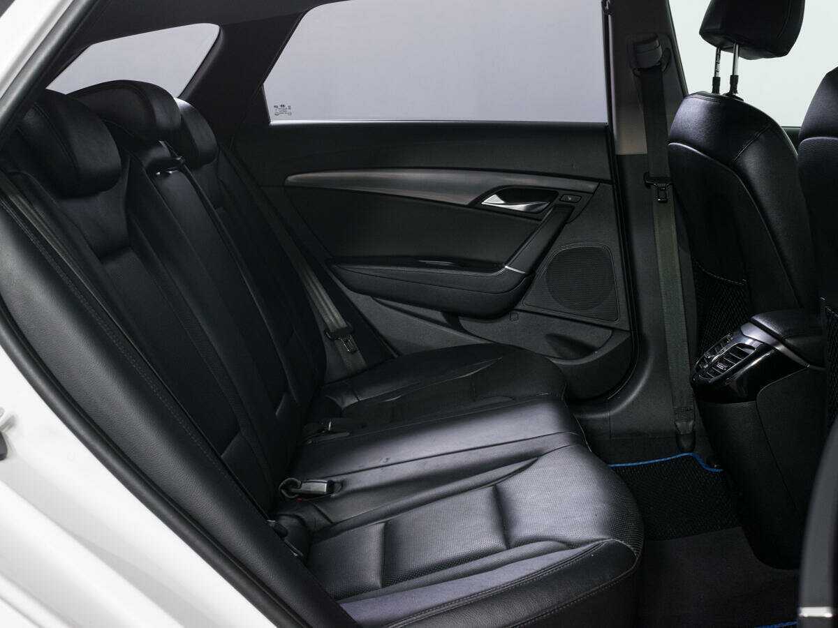 Б/У Хендай ай40 2016 года. Фото: #11