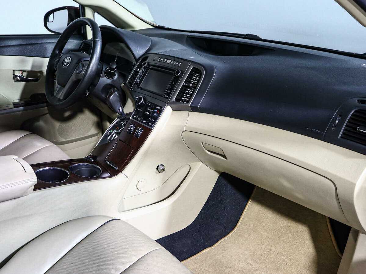 Б/У Тойота Венза 2014 года. Фото: #8