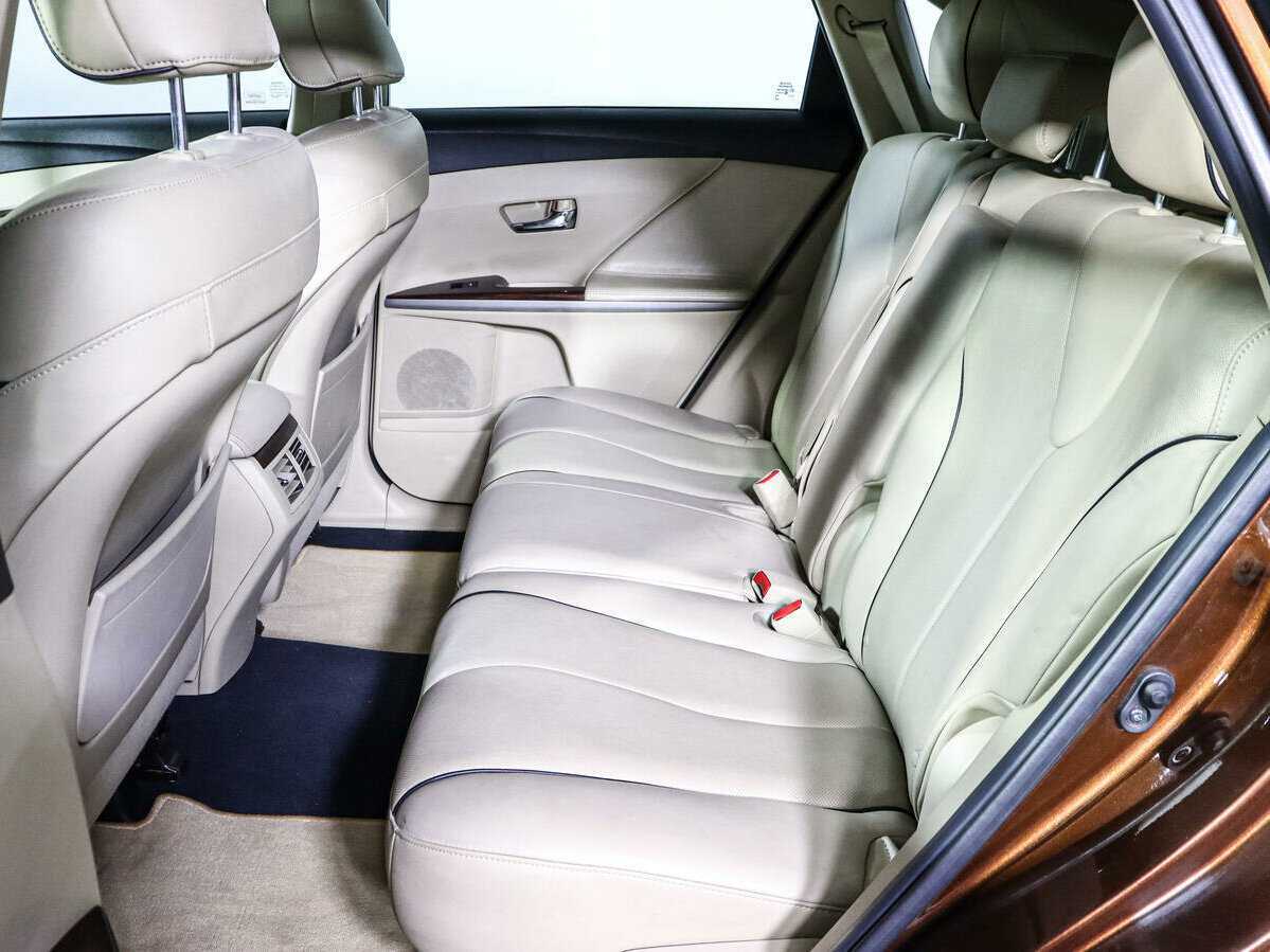 Б/У Тойота Венза 2014 года. Фото: #9